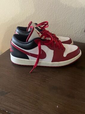 Nike Air Jordan 1 Low Sneakers - White / Red / Black
